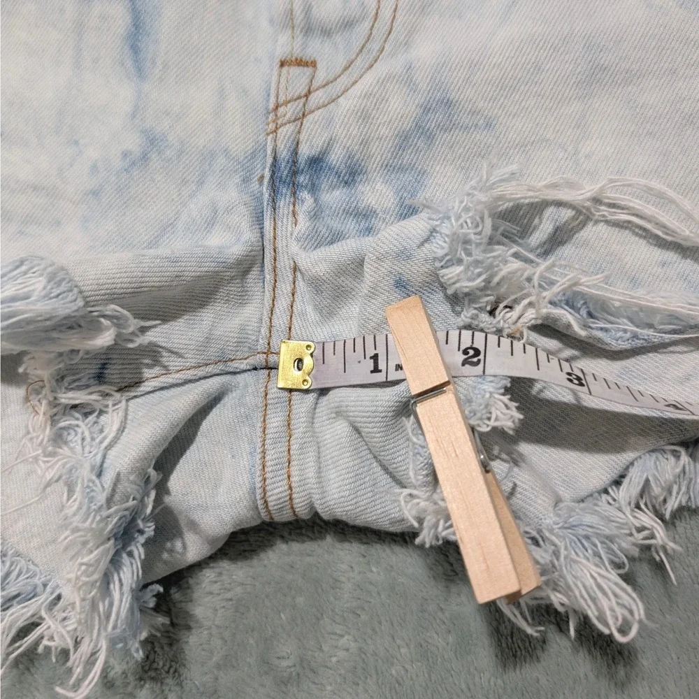 Levis 501 Original Button fly High Rise Cutoff Denim Jorts Acid Wash Blue 28